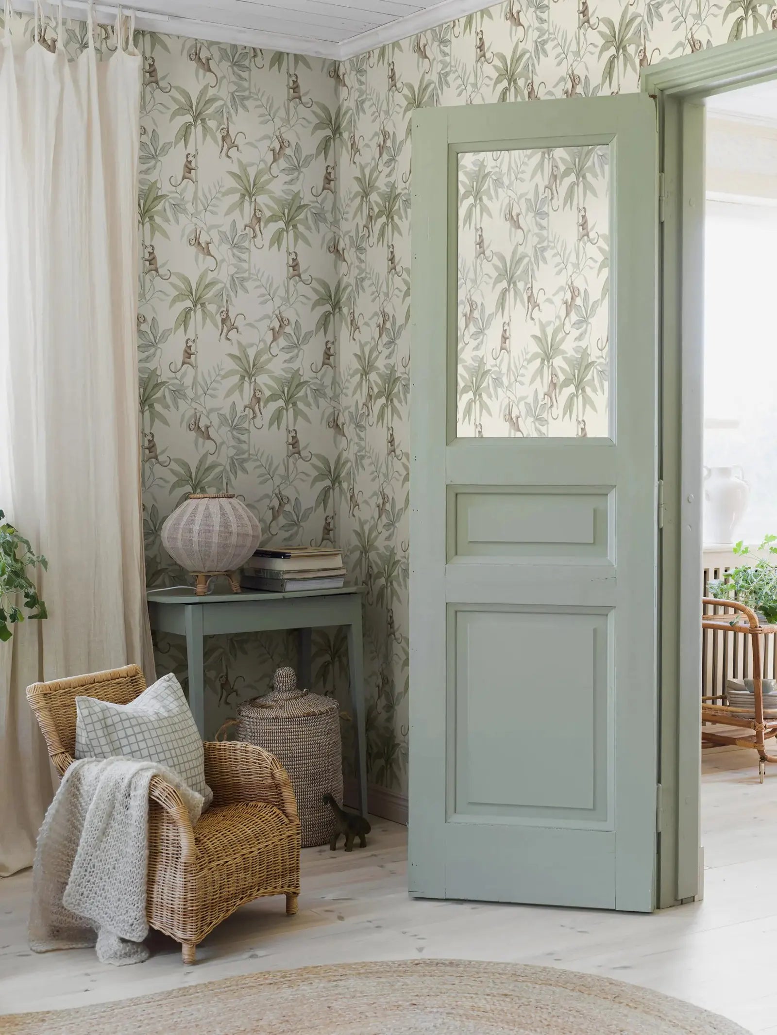 Little Jungle Monkeys And Palm Leaves Pattern Wallpaper