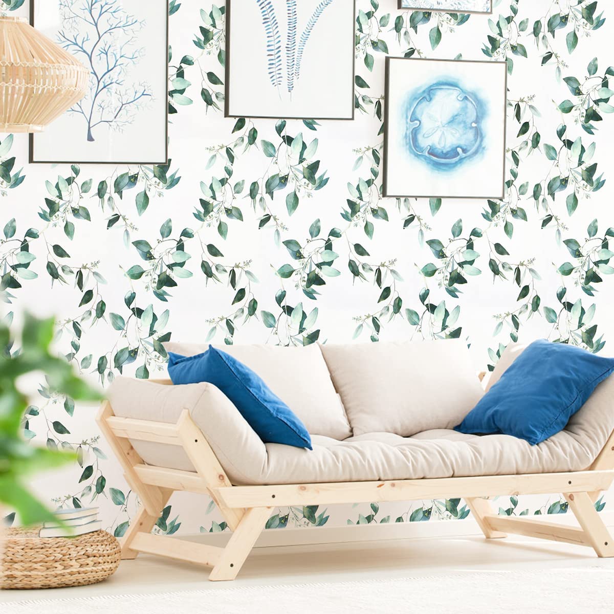 Calming Green Leaf Pattern Peel and Stick Wallpaper