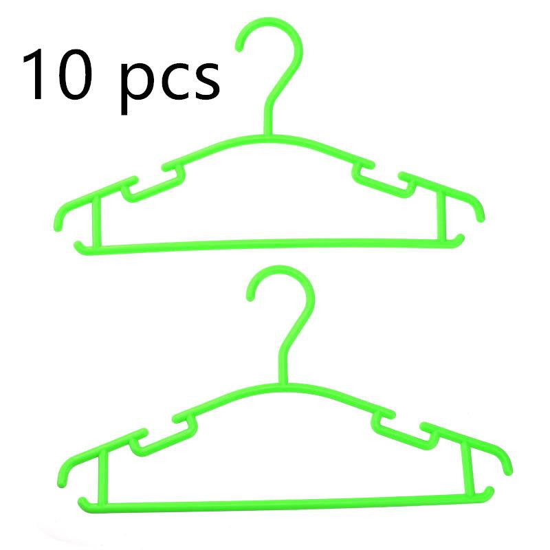 Children's plastic hangers
