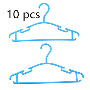 Children's plastic hangers