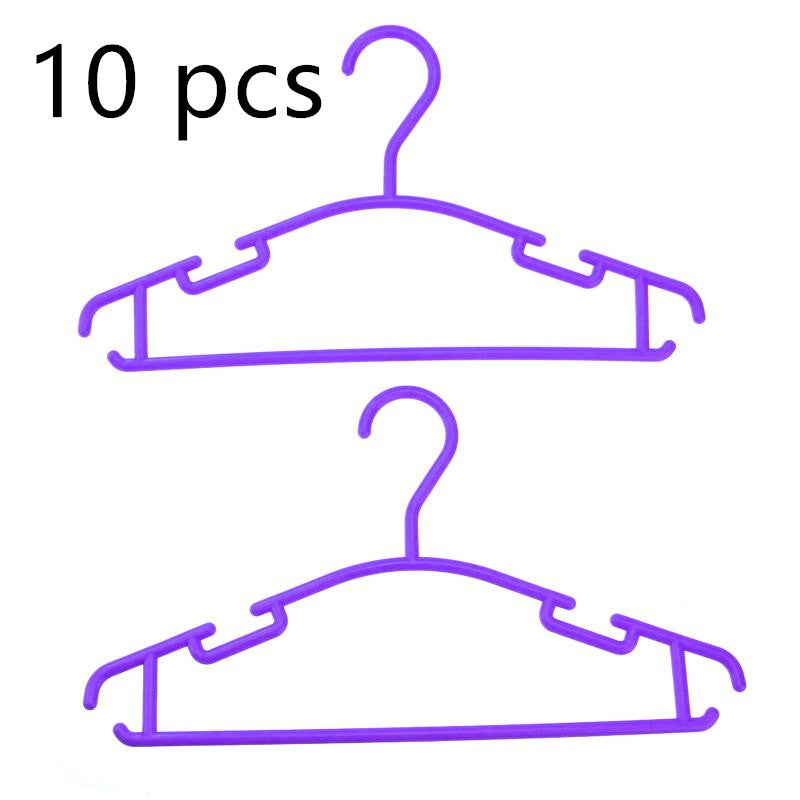 Children's plastic hangers