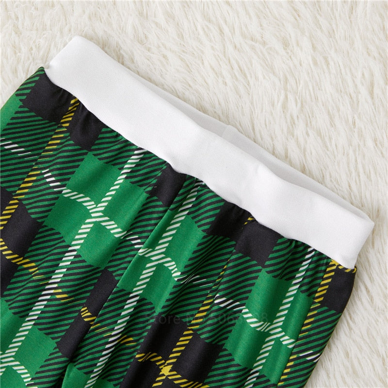 Matching Christmas Pajamas Family Set - Helly Jelly Xmas