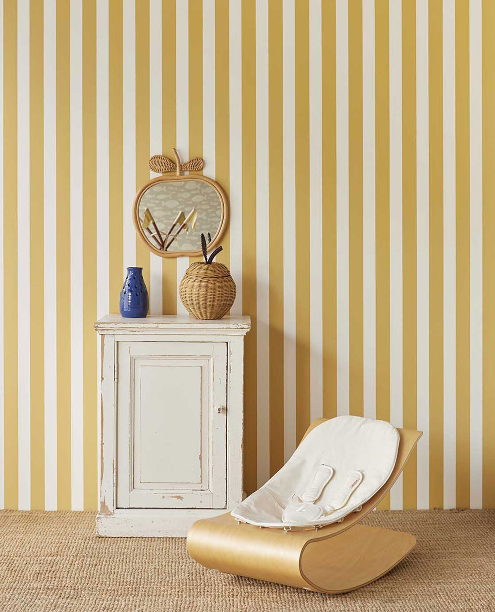 Ocher striped wallpaper.